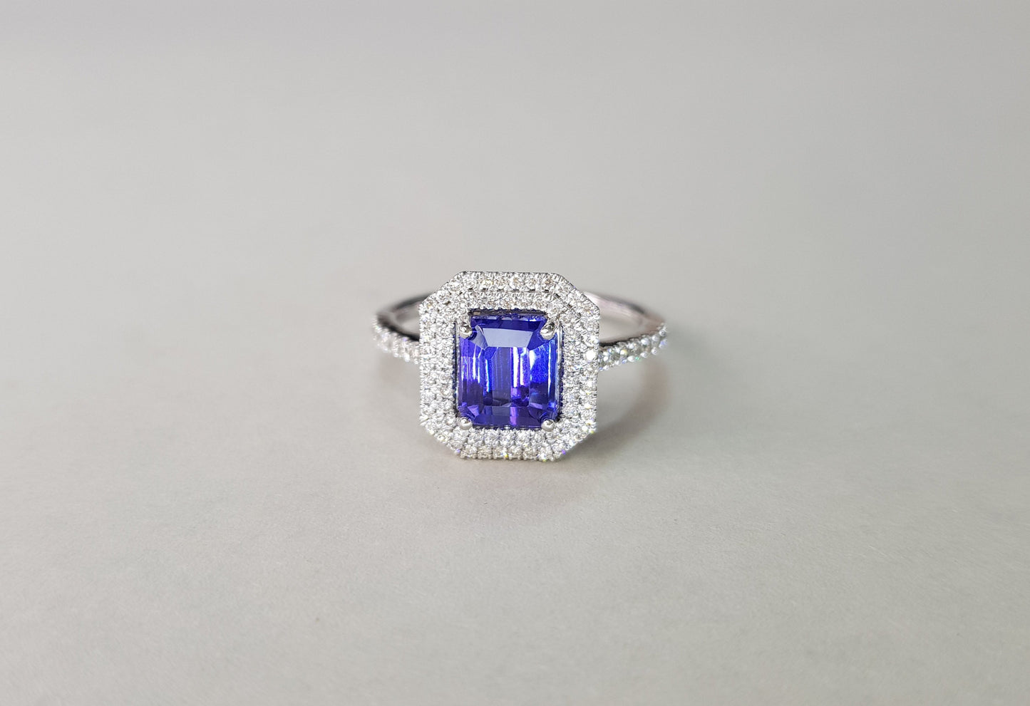 Tanzanite Diamond Ring
