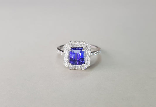 Tanzanite Diamond Ring