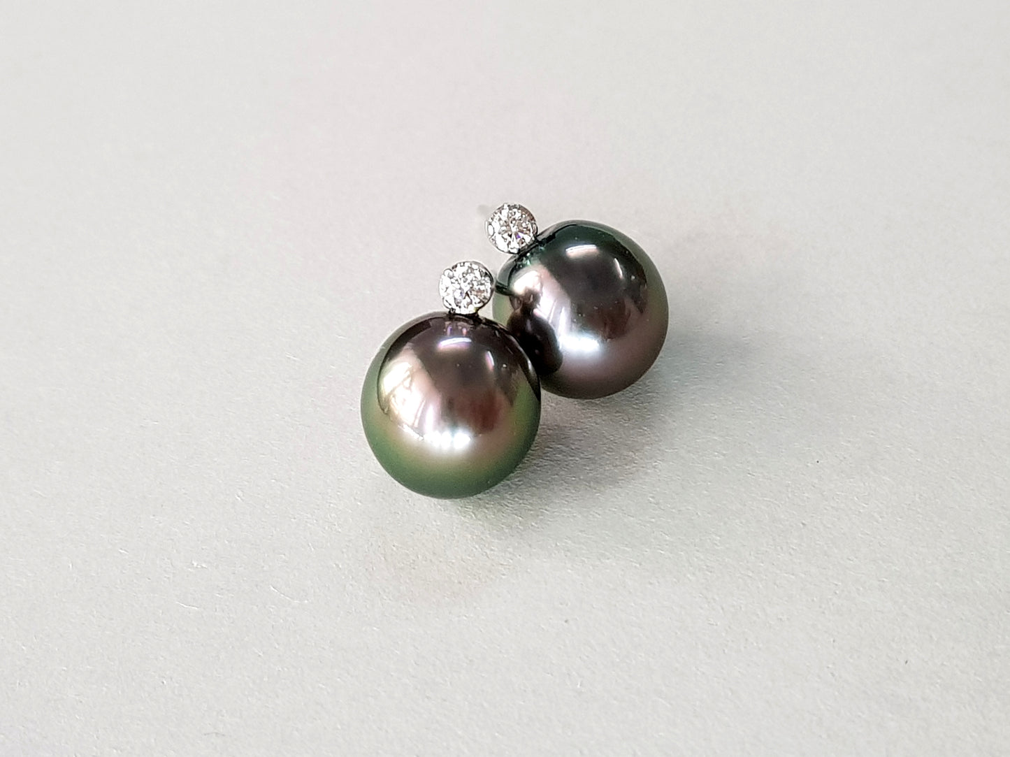Studs with Tahitian Pearls and Diamonds
