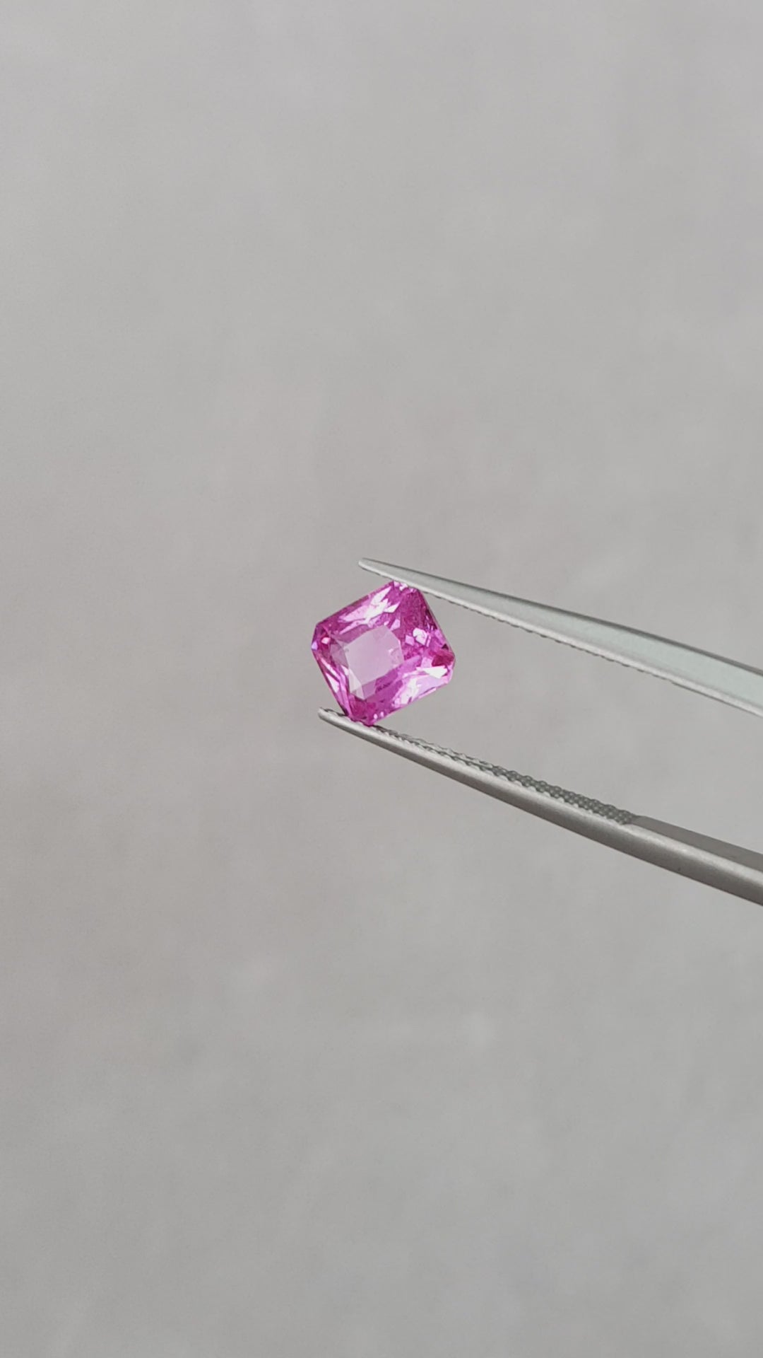 Sapphire Unheated Pink,Madagascar