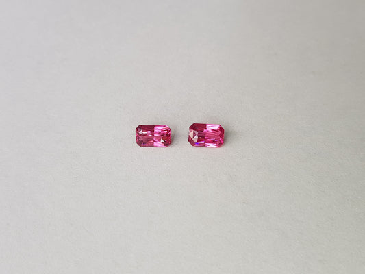 Spinel Mahenge - pair 2.44 ct